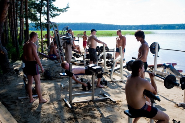 ������� 2010